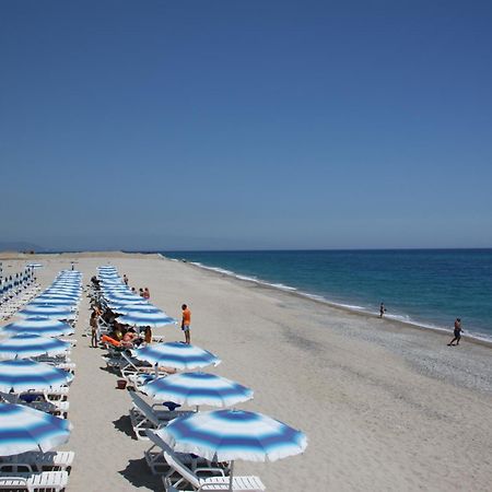 Club Esse Aquilia Beach Village Badolato Marina Εξωτερικό φωτογραφία