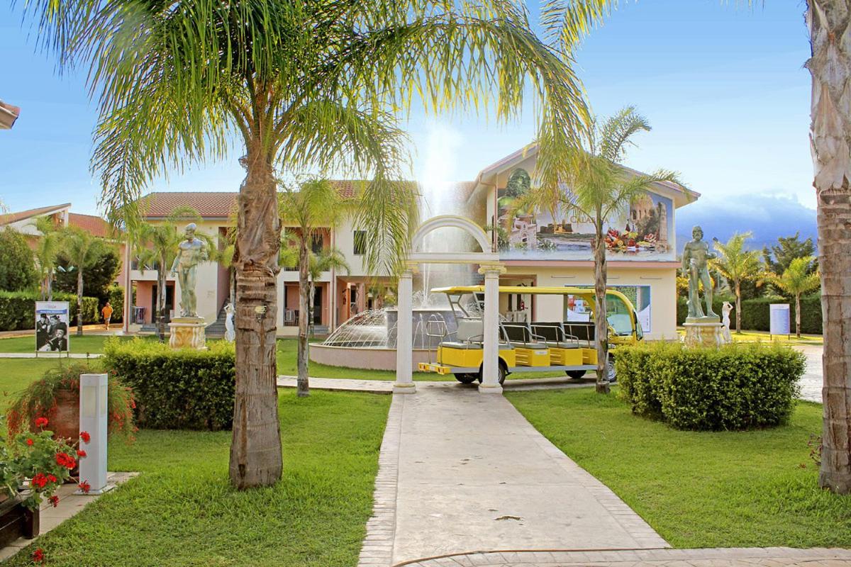 Club Esse Aquilia Beach Village Badolato Marina Εξωτερικό φωτογραφία